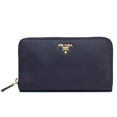 1m0506 prada